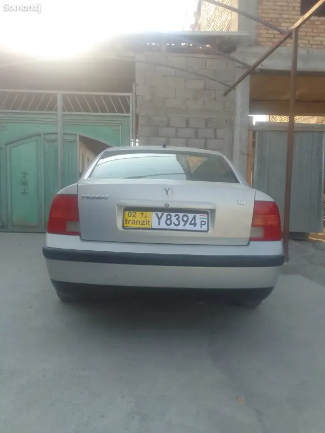 Volkswagen Passat 1998 · 1.8 AT