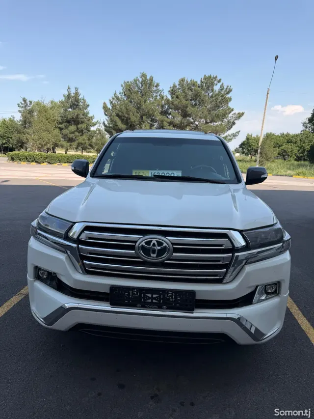 Toyota Land Cruiser 2011 · 4.7 AT