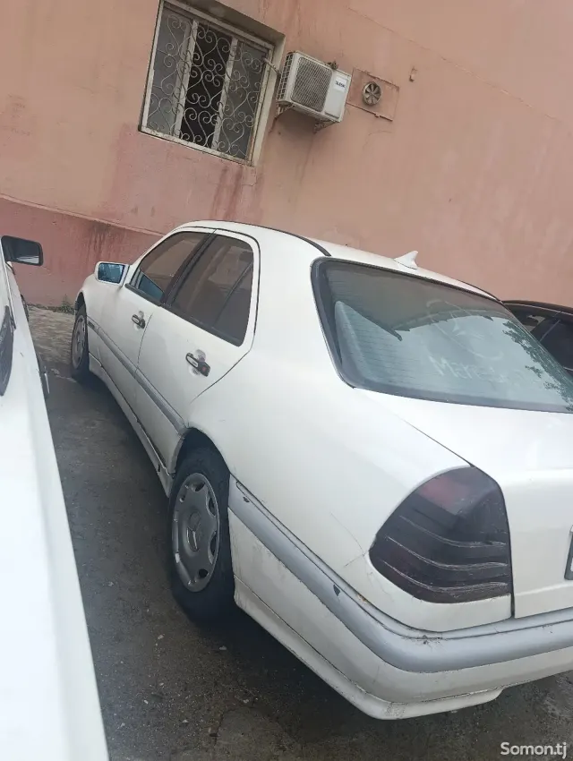 Mercedes-Benz A class 1993 · 1.8 MT