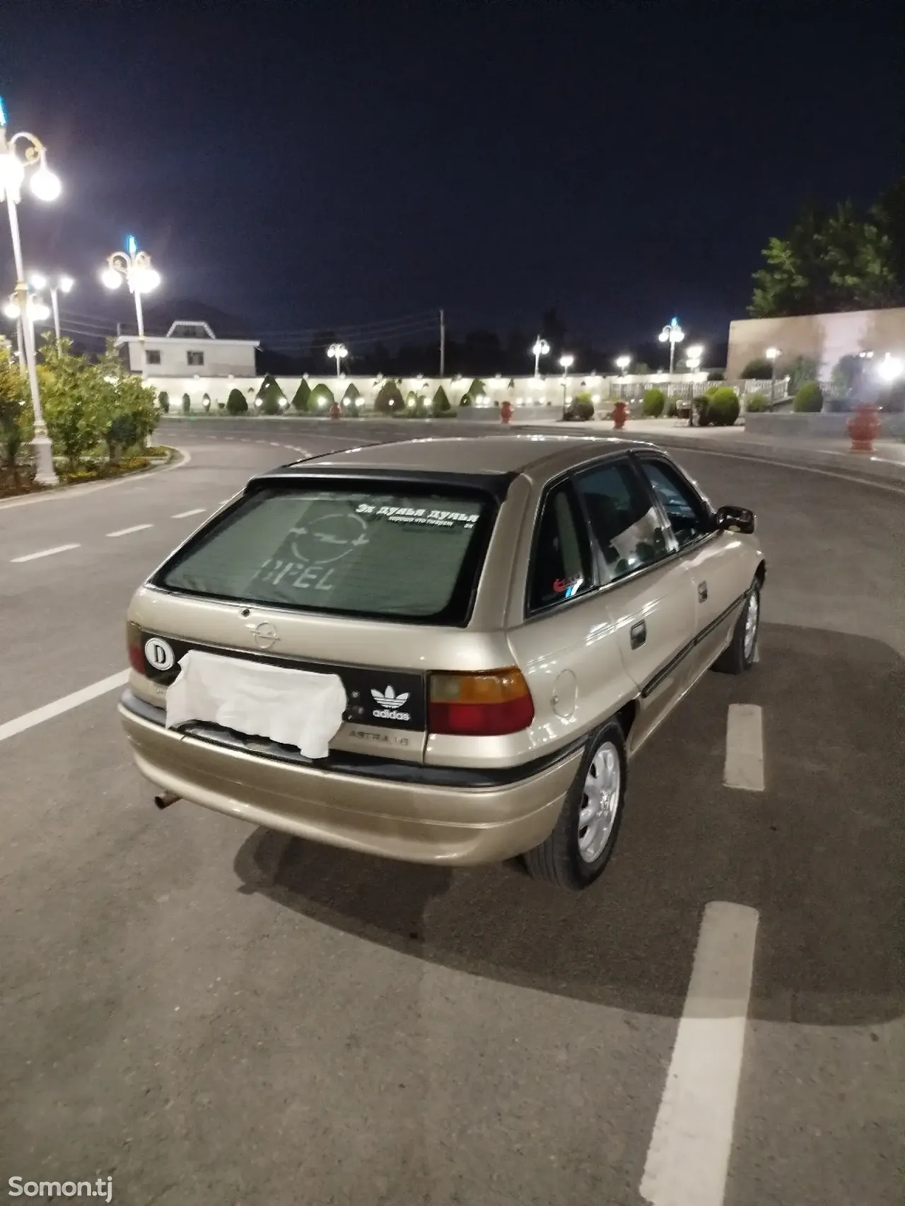 Opel Astra F 1997 · 1.6 MT