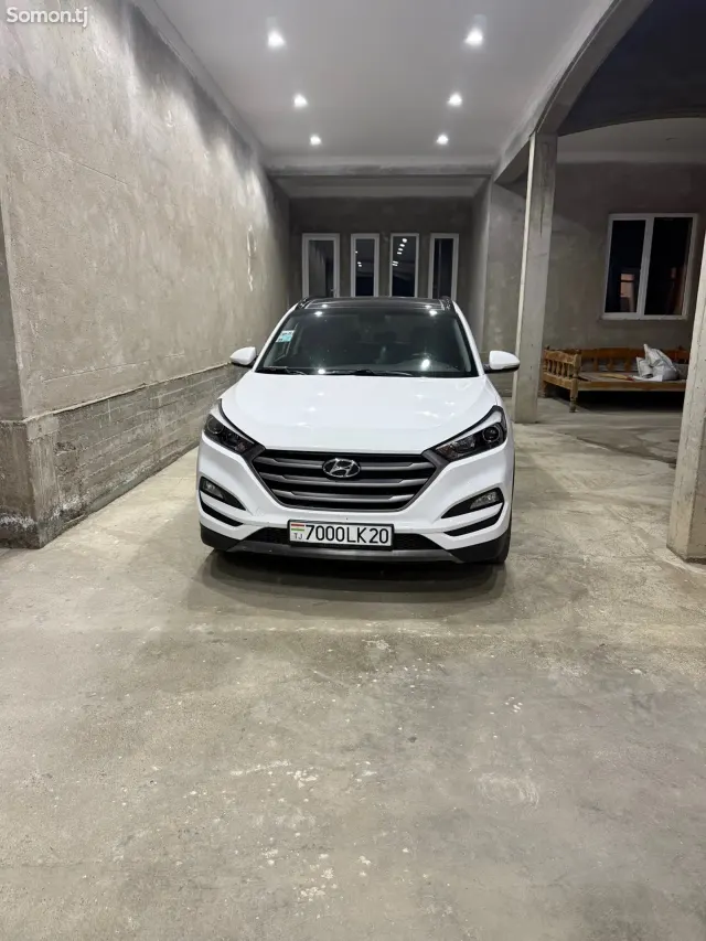 Hyundai Tucson 2016 · 1.7 AT