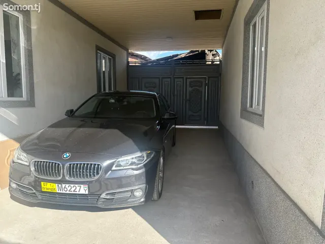 BMW 5 series 2016 · 2.0 AT