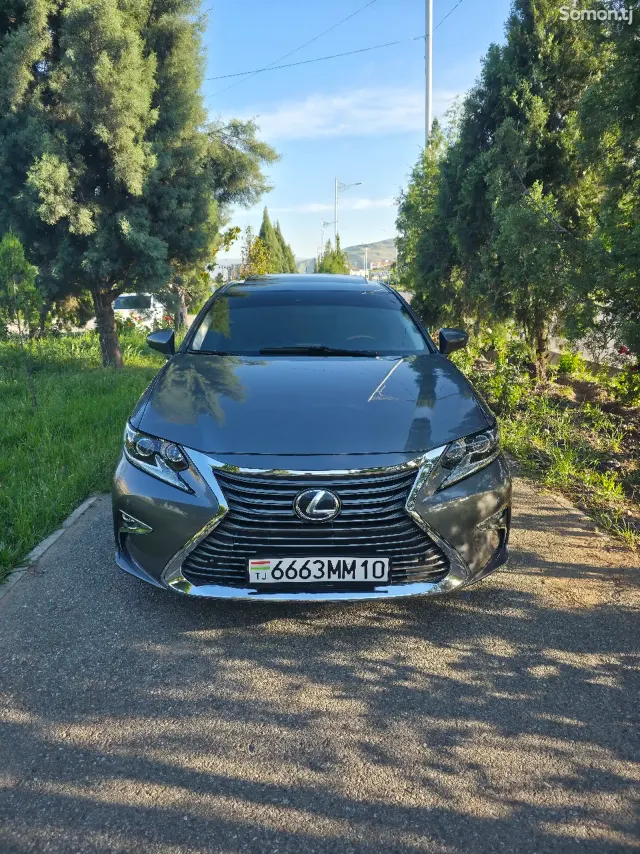 Lexus ES series 2014 · 3.0 AT