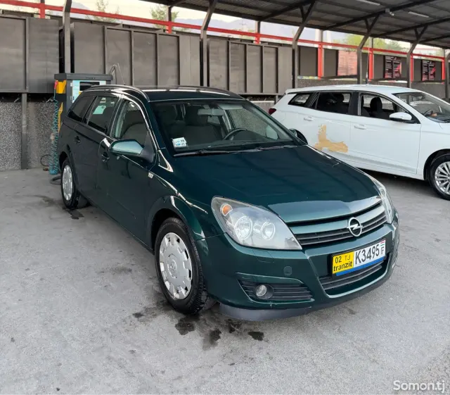 Opel Astra H 2006 · 1.6 MT