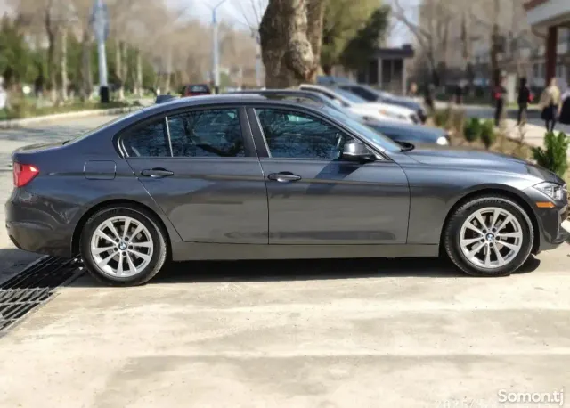 BMW 3 series 2014 · 2.0 AT