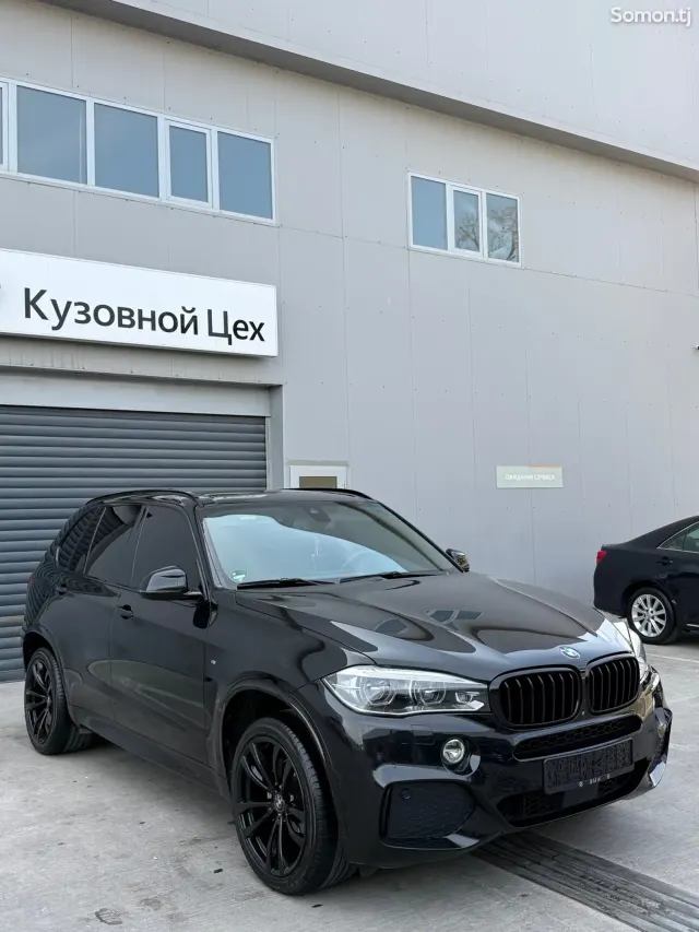 BMW X5 2017 · 3.0 AT