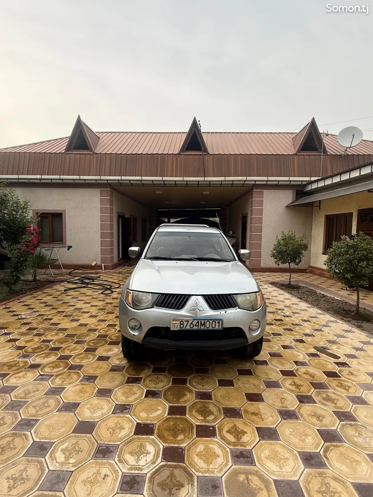 Mitsubishi L200 2008 · 2.4 MT