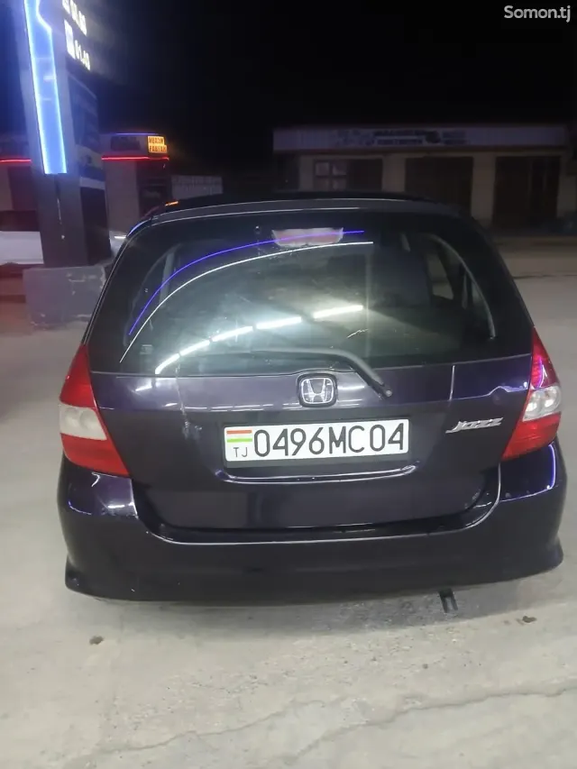Honda Jazz 2006 · 1.3 MT