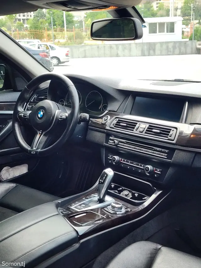 BMW 5 series 2013 · 2.0 AT