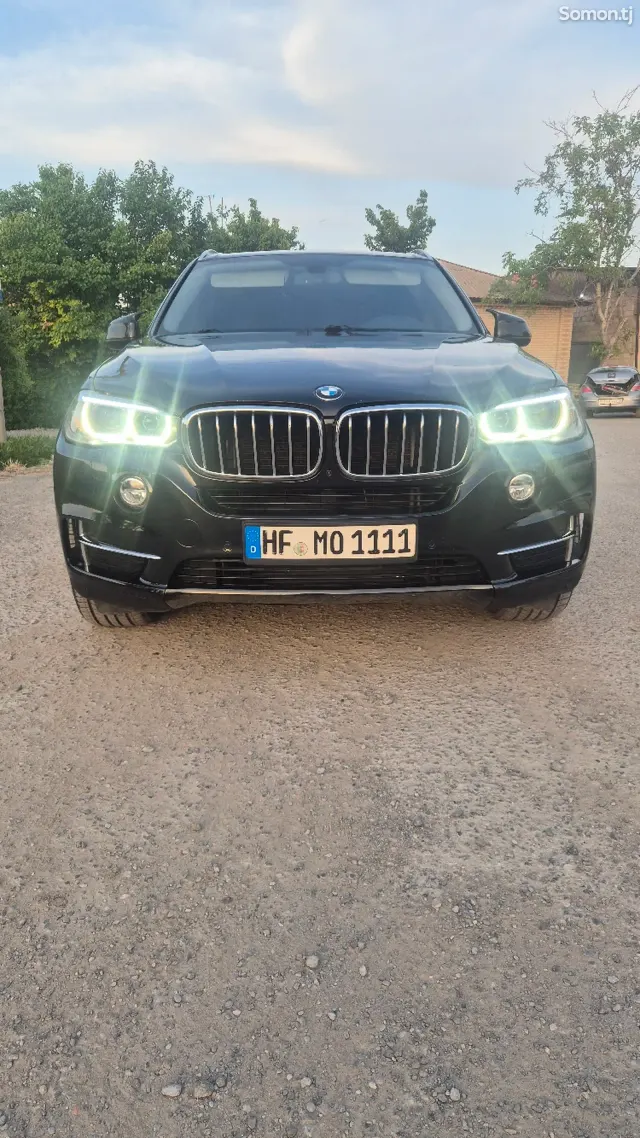 BMW X5 2015 · 3.0 AT