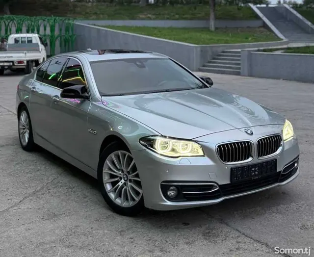 BMW 5 series 2015 · 2.0 AT
