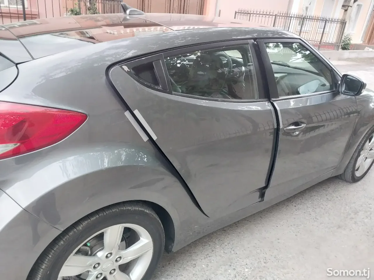 Hyundai Veloster 2012 · 1.6 AT