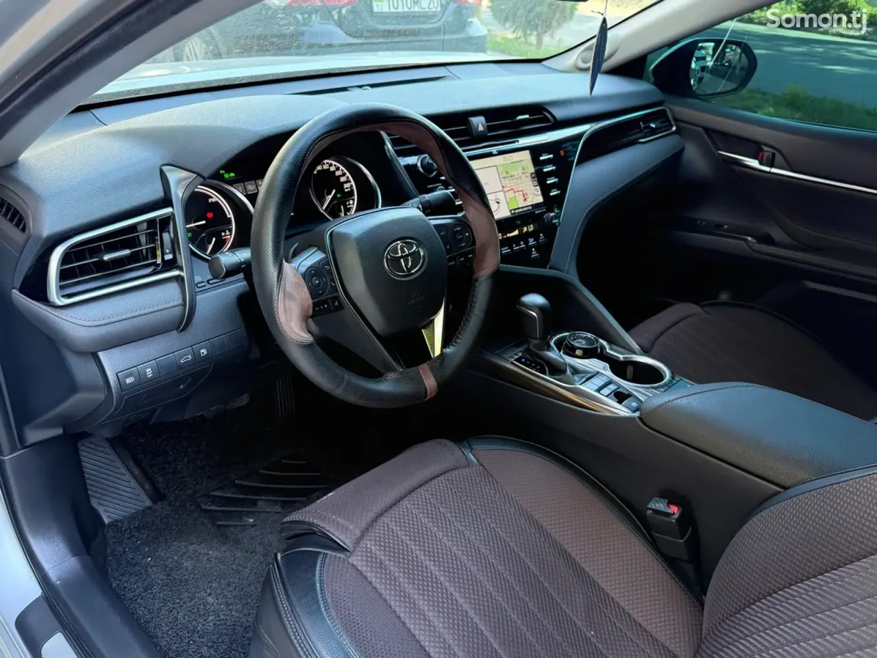 Toyota Camry 2018 · 2.5 AT
