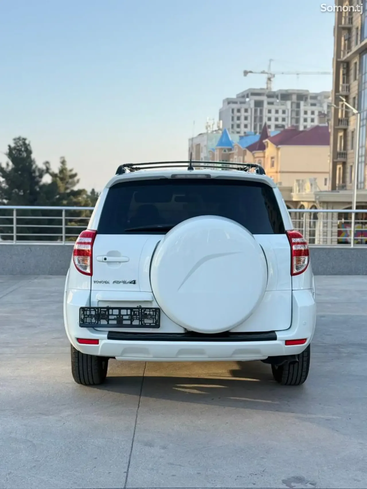 Toyota RAV 4 2011 · 2.5 AT