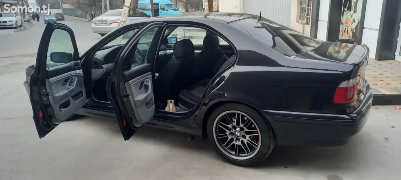 BMW 5 series 2001 · 3.0 AT