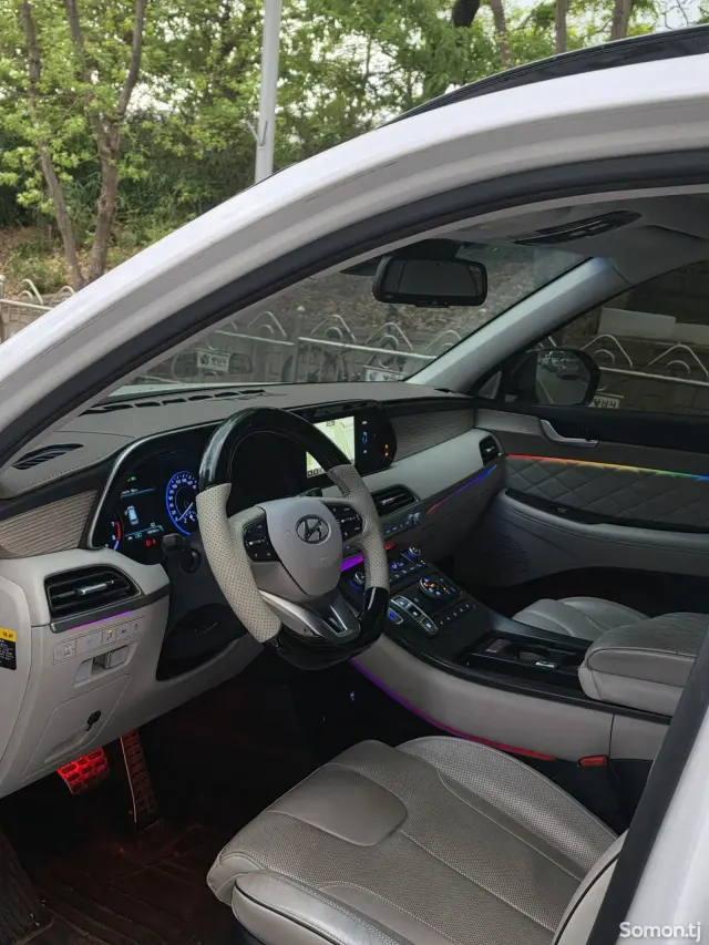 Hyundai Palisade 2019 · 3.8 AT