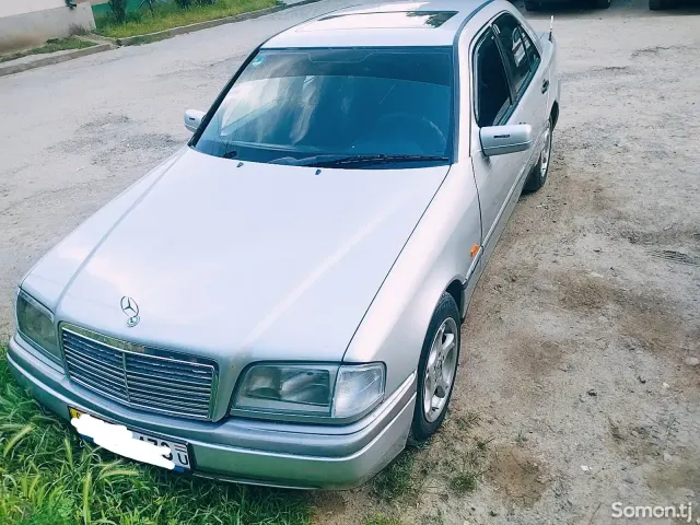 Mercedes-Benz C class 1995 · 1.8 MT