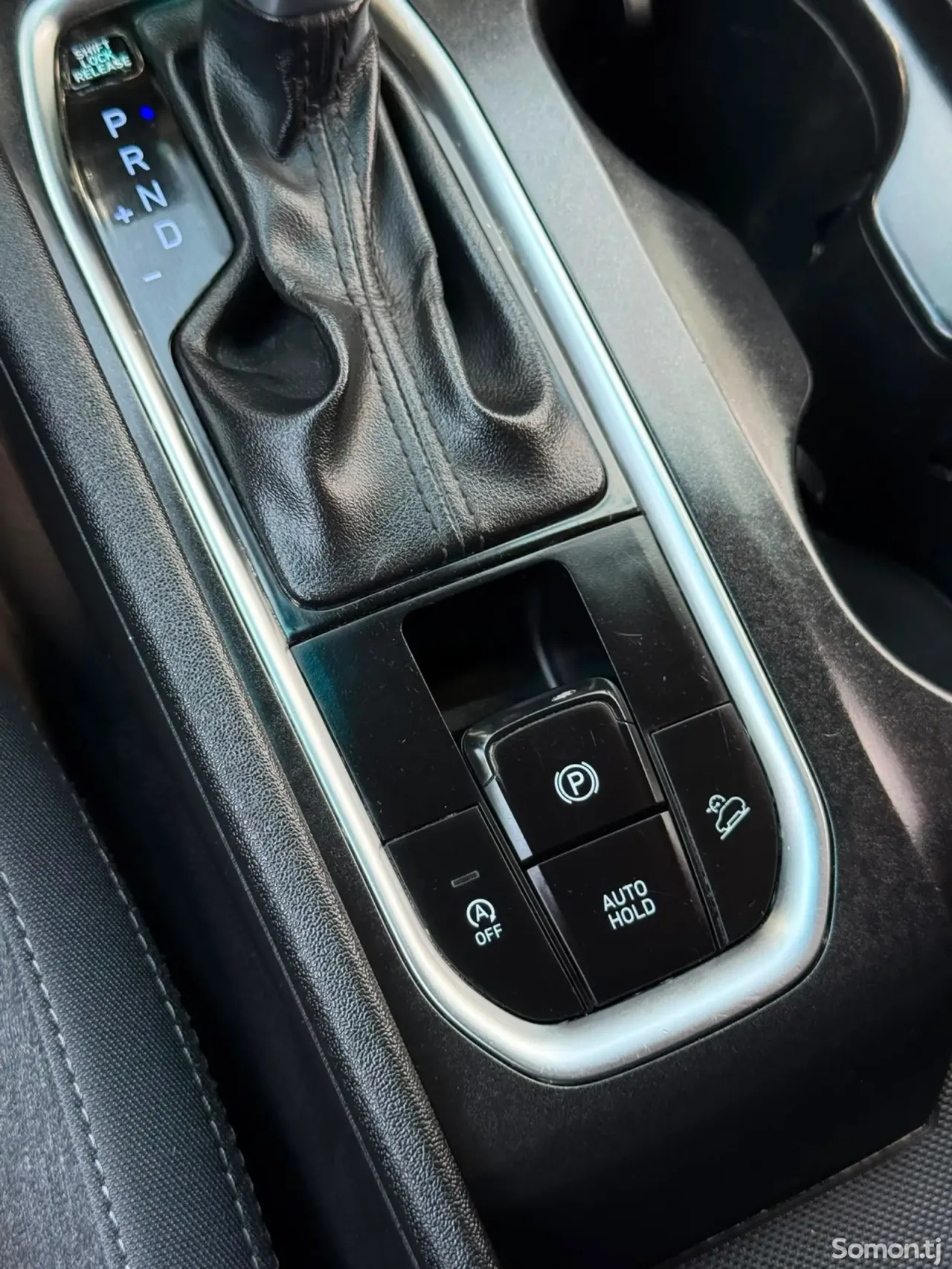 Hyundai Santa Fe 2019 · 2.4 AT