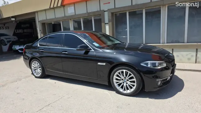 BMW 5 series 2015 · 2.0 AT