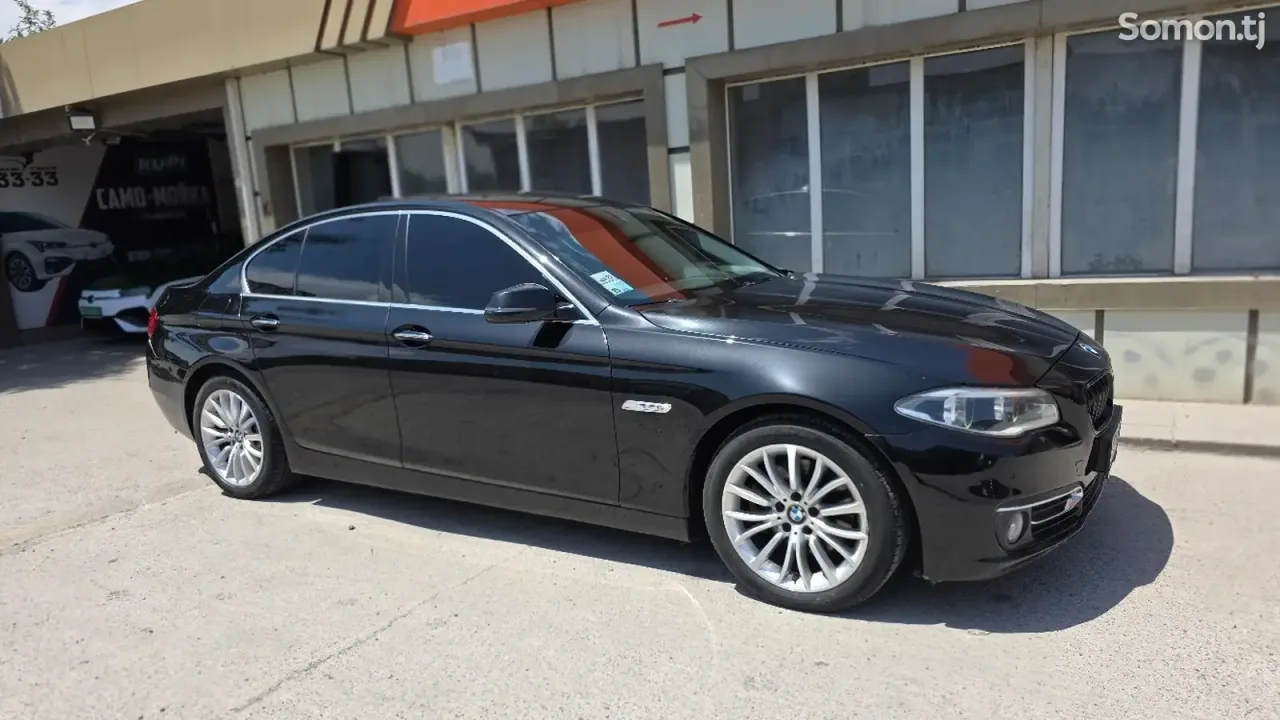 BMW 5 series 2015 · 2.0 AT