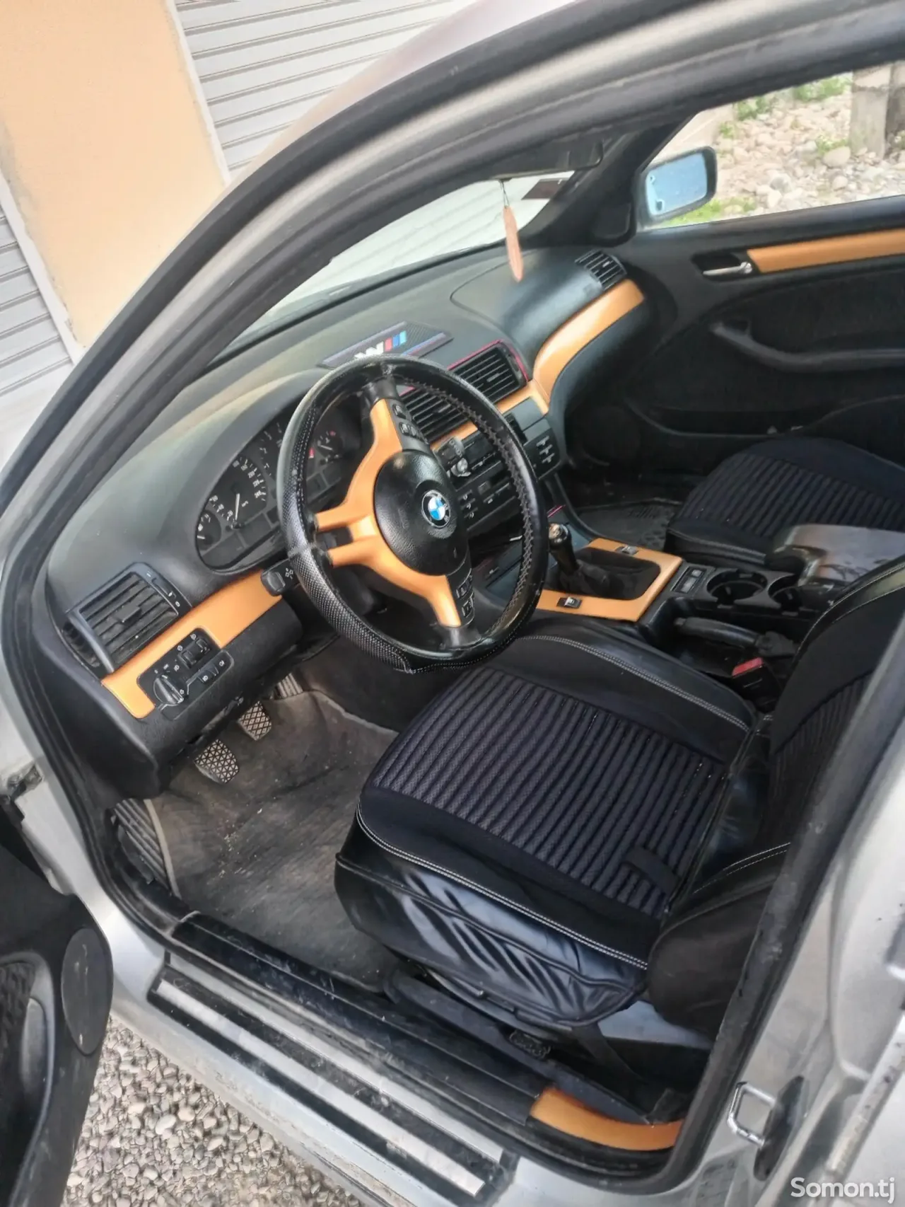 BMW 3 series 1999 · 1.8 MT
