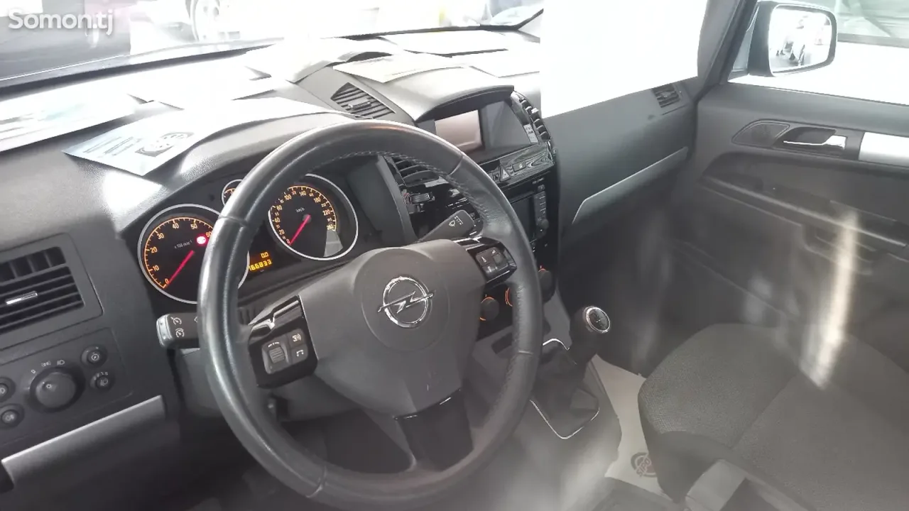 Opel Zafira 2014 · 1.8 MT