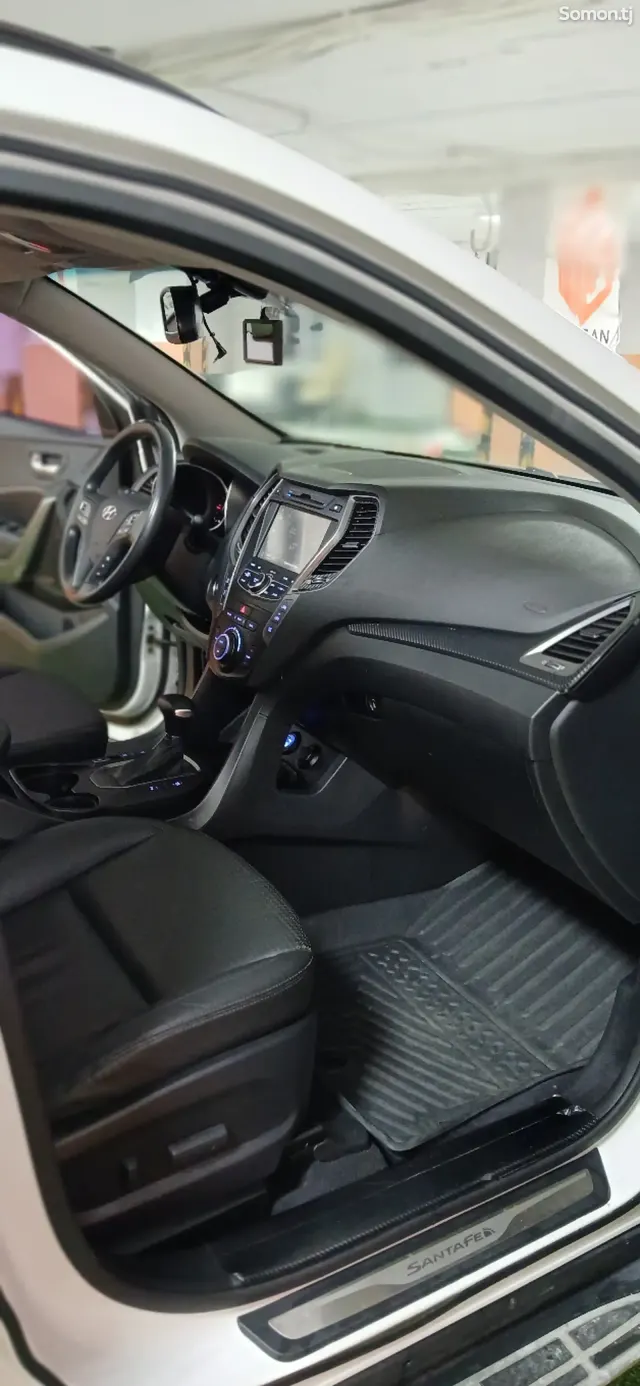 Hyundai Santa Fe 2014 · 2.2 AT