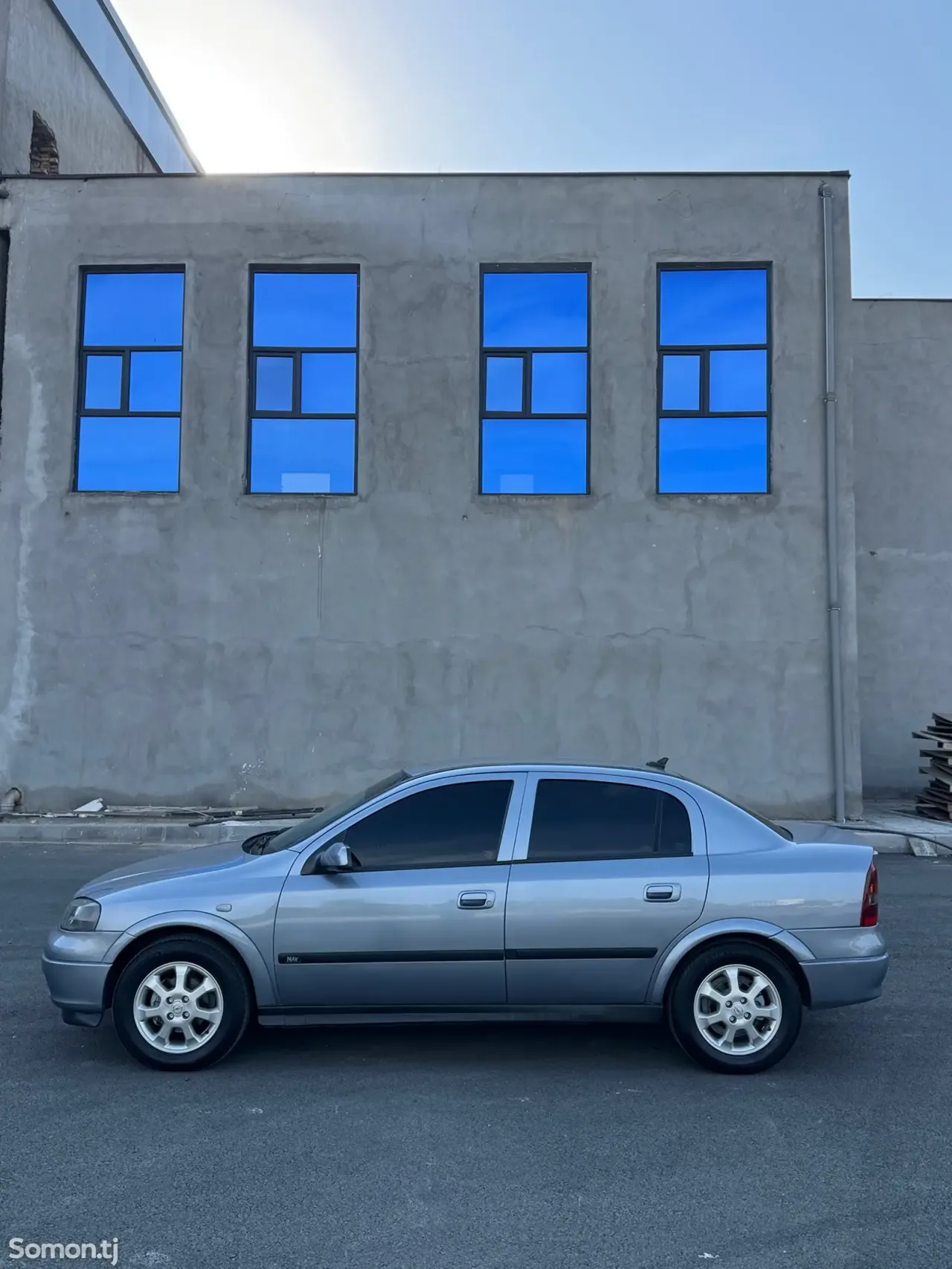 Opel Astra G 2003 · 1.6 AT
