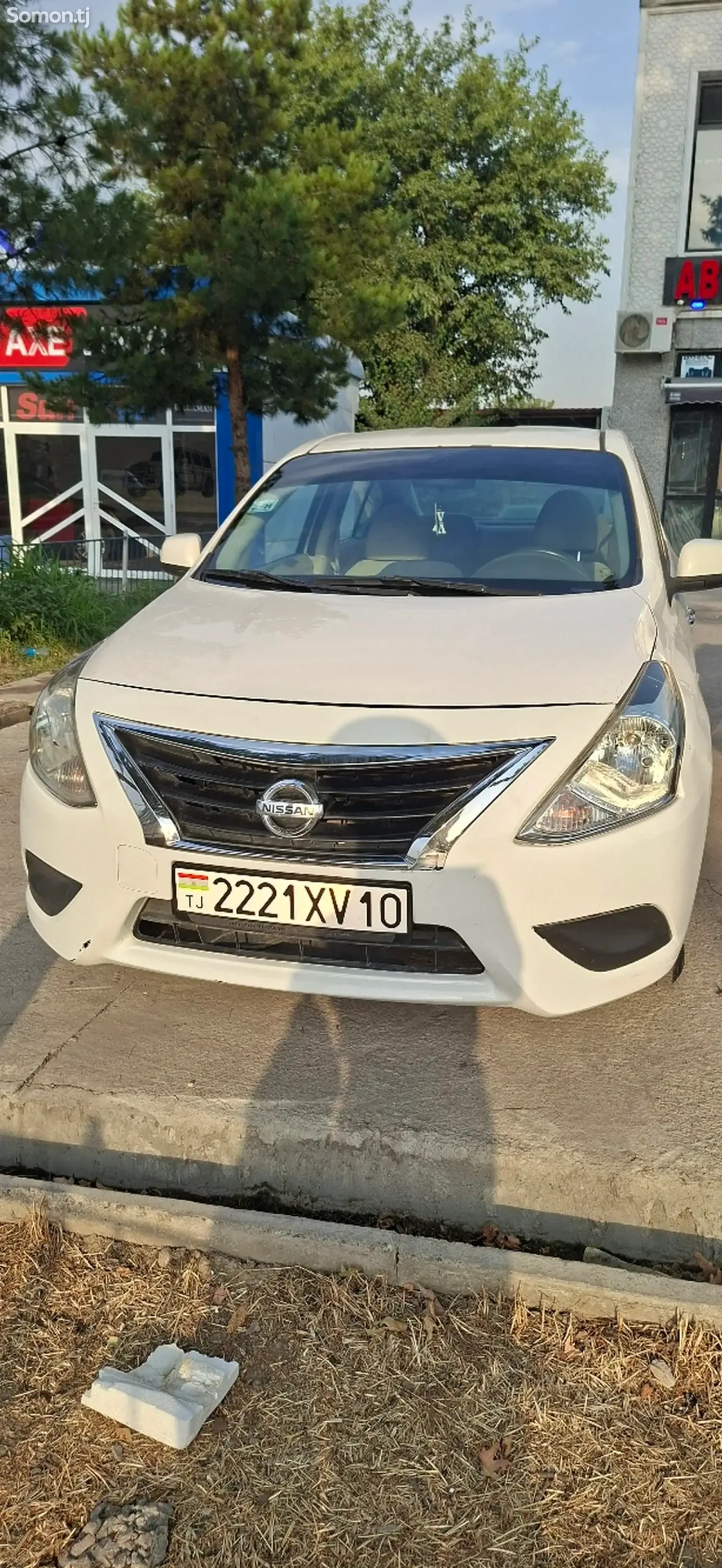 Nissan Sunny 2016 · 1.6 AT