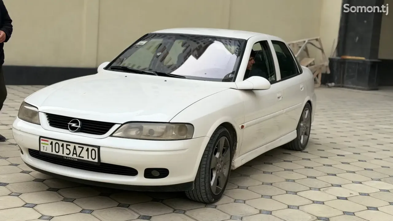 Opel Vectra B 2001 · 1.8 AT