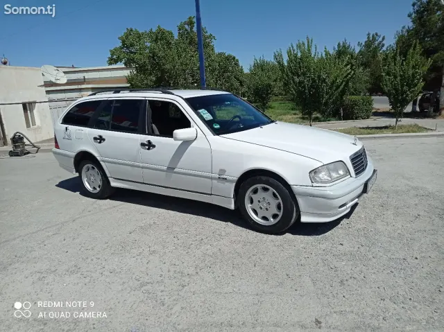 Mercedes-Benz C class 2000 · 2.4 AT