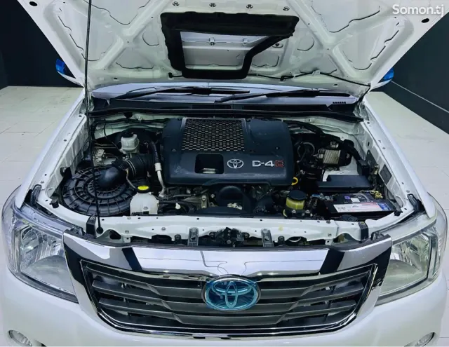 Toyota Hilux 2014 · 2.7 AT