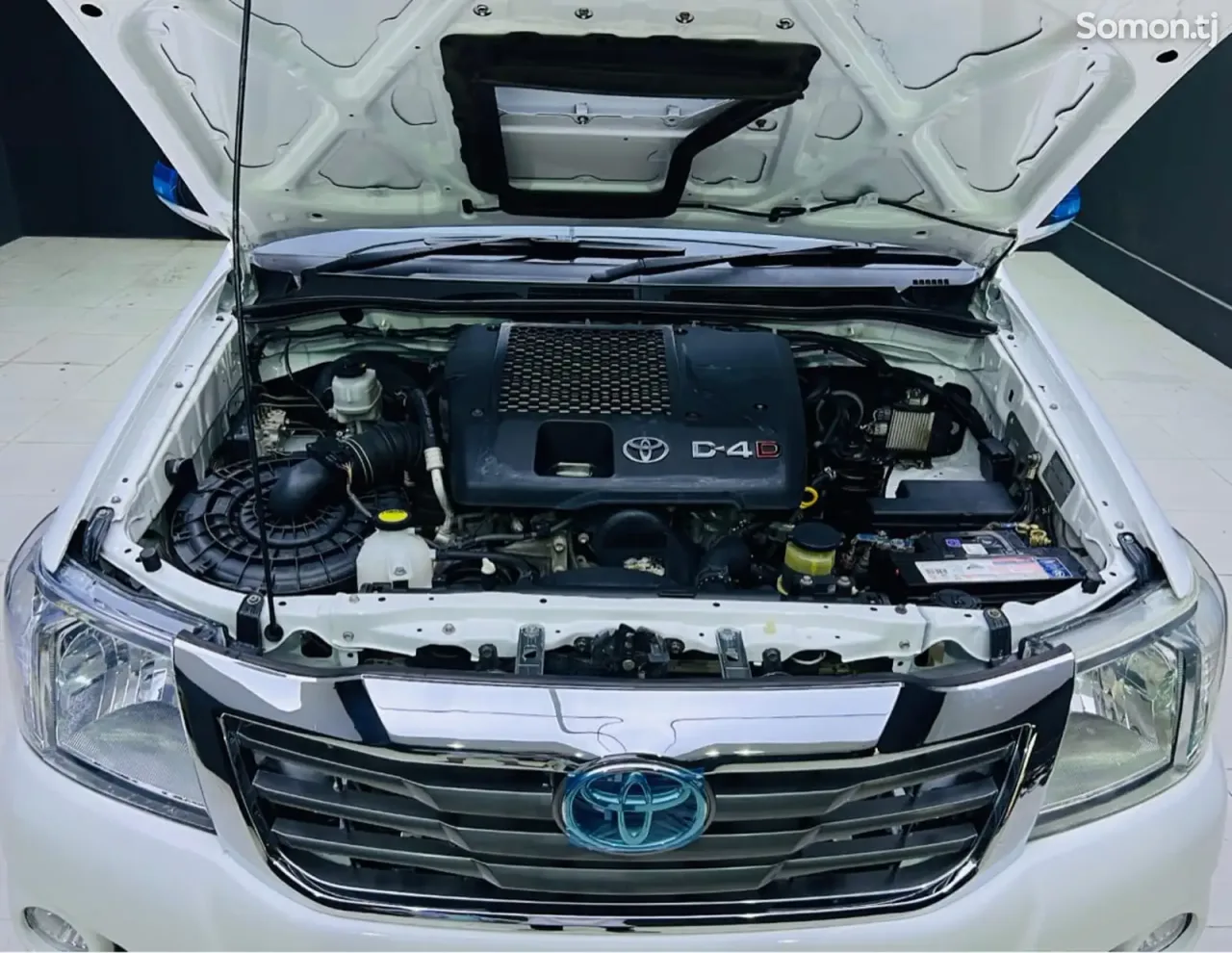 Toyota Hilux 2014 · 2.7 AT