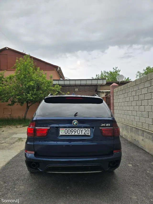 BMW X5 2011 · 3.5 AT