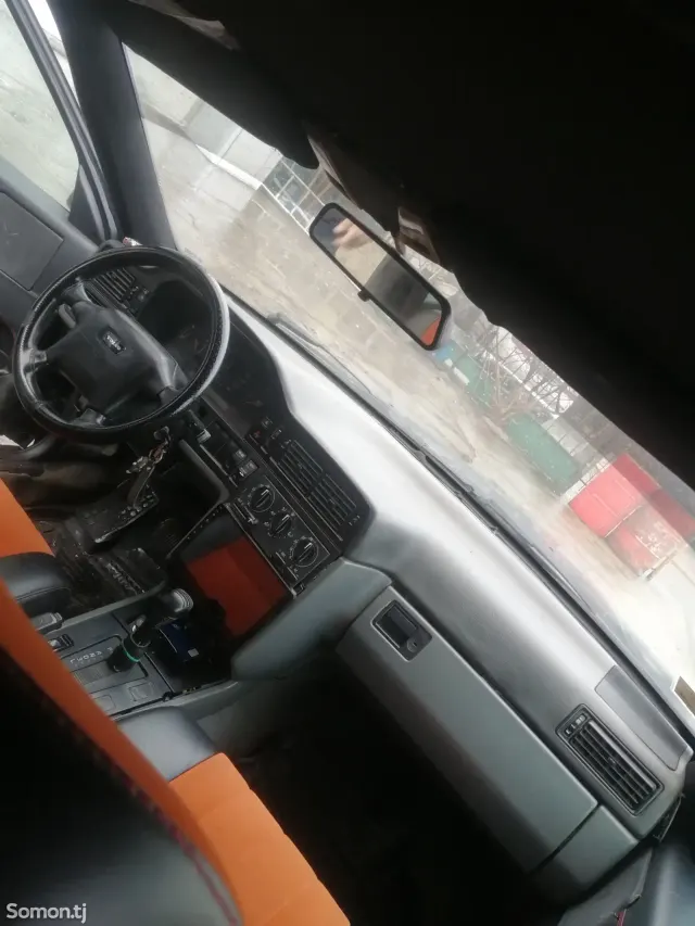 Volvo 850 1994 · 2.4 AT