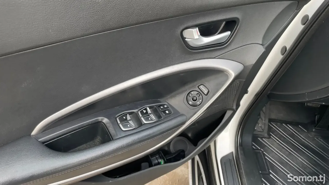Hyundai Santa Fe 2014 · 2.4 AT
