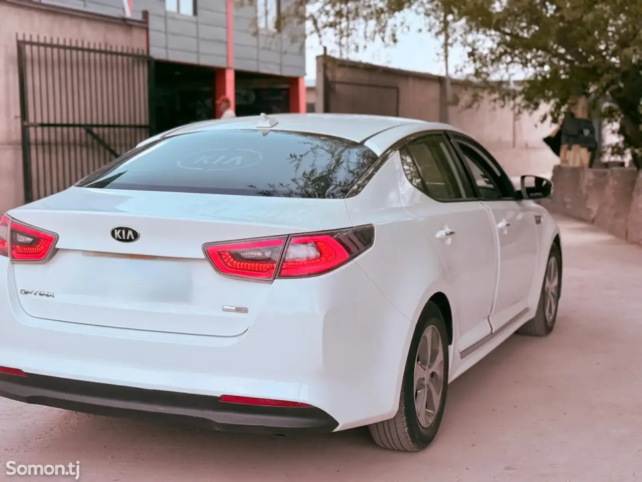 Kia Optima 2015 · 2.4 AT