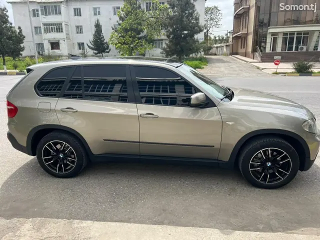 BMW X5 2008 · 3.0 AT