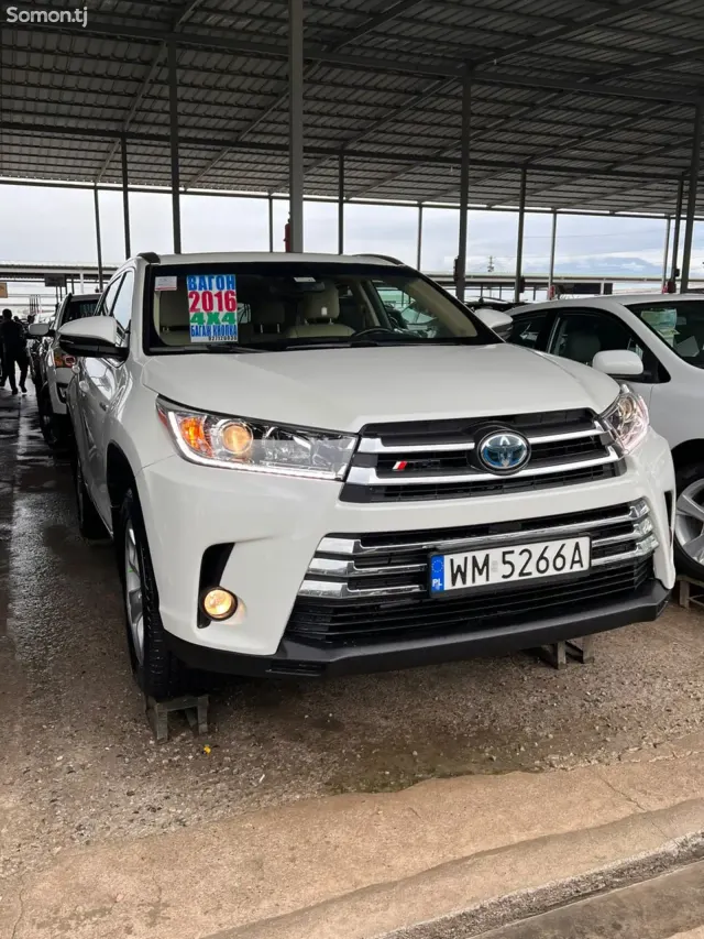 Toyota Highlander 2016 · 3.5 AT