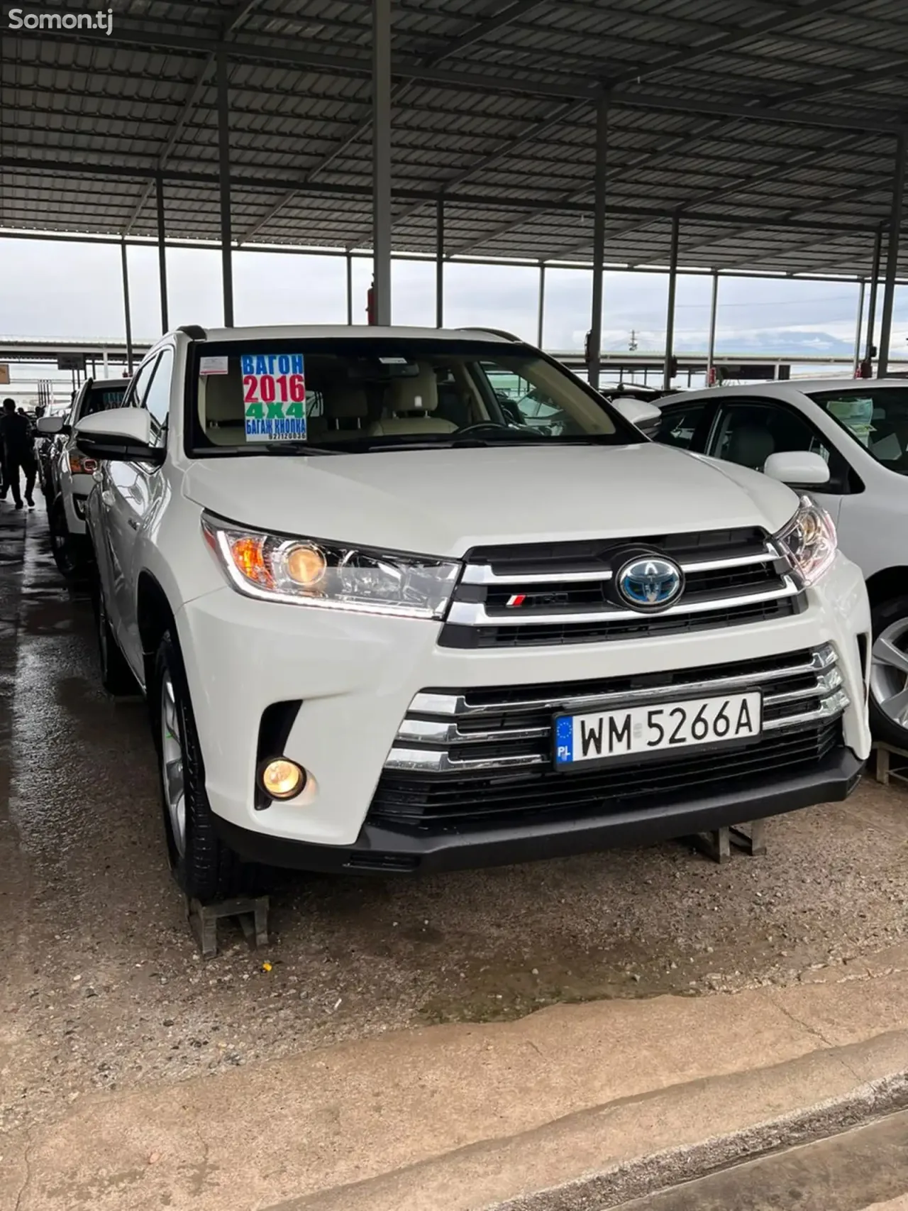 Toyota Highlander 2016 · 3.5 AT