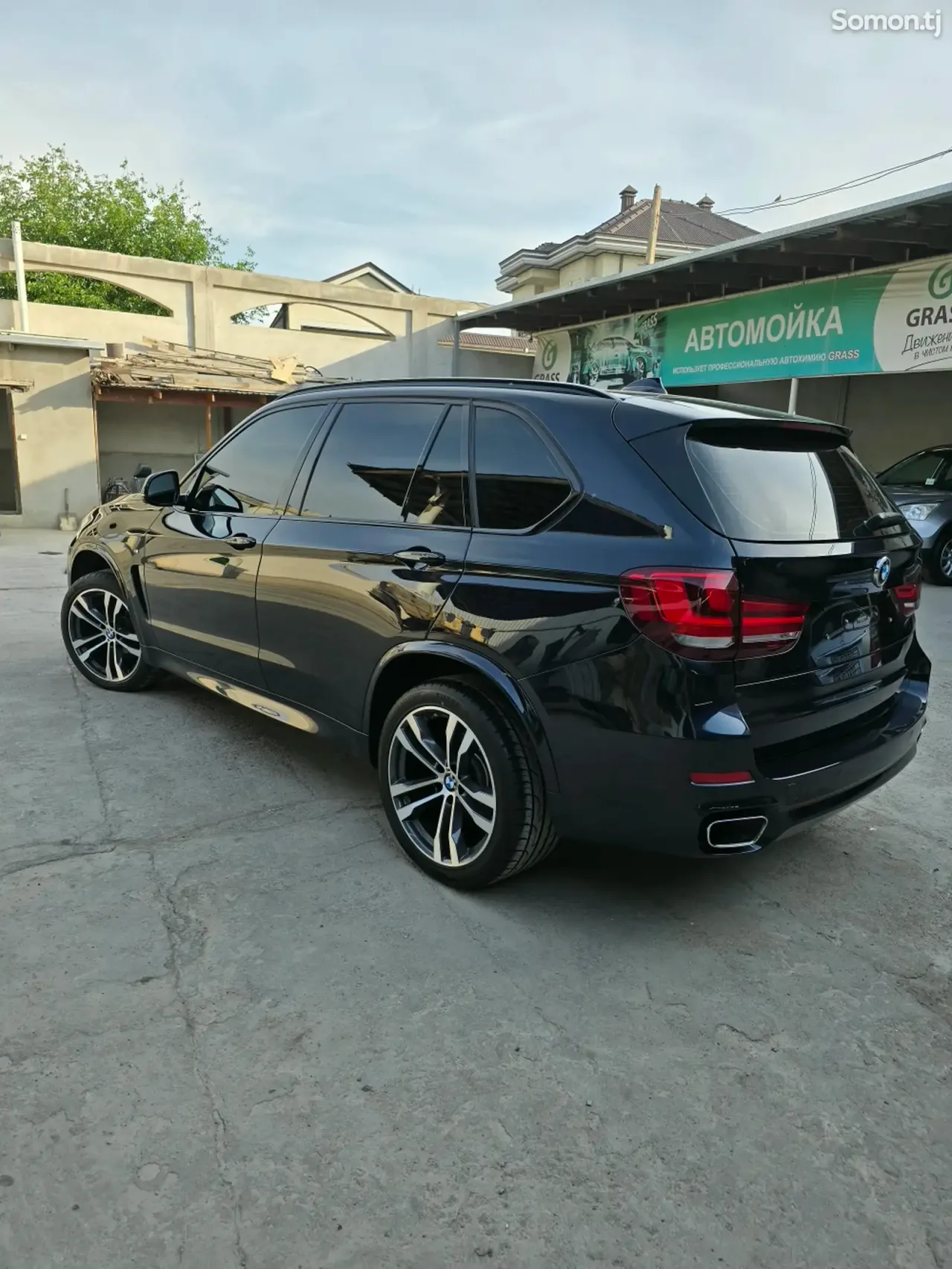 BMW X5 2015 · 3.0 AT