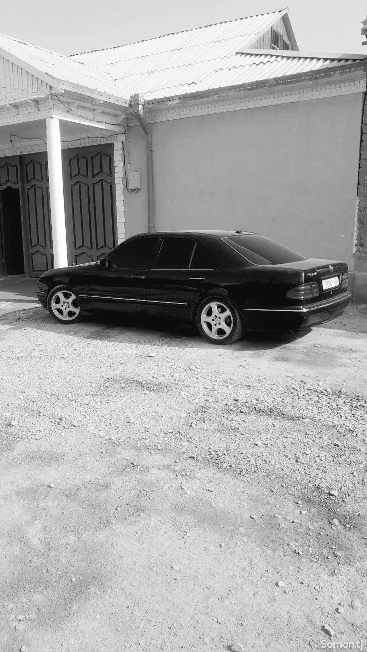 Mercedes-Benz E class 2001 · 2.8 AT