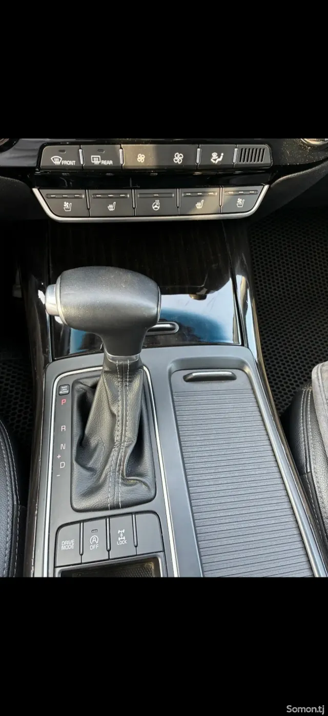 Kia Sorento 2020 · 2.0 AT
