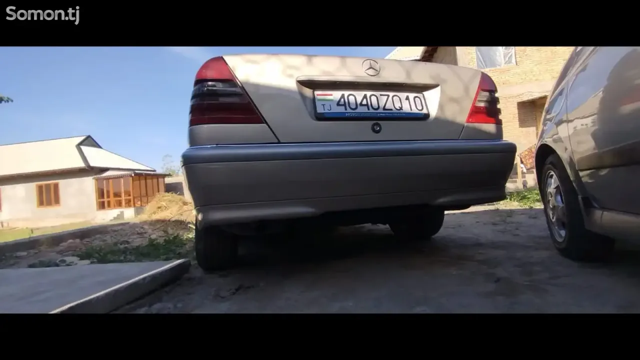 Mercedes-Benz C class 1995 · 1.8 MT