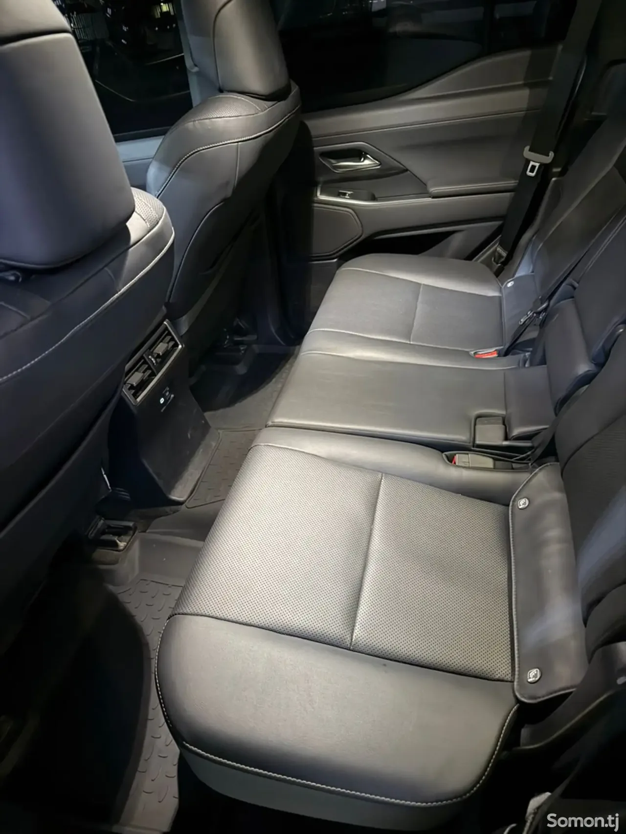 Lexus GX series 2025 · 5.5 AT