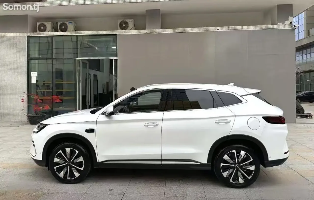 BYD Song Plus 2025 · AT