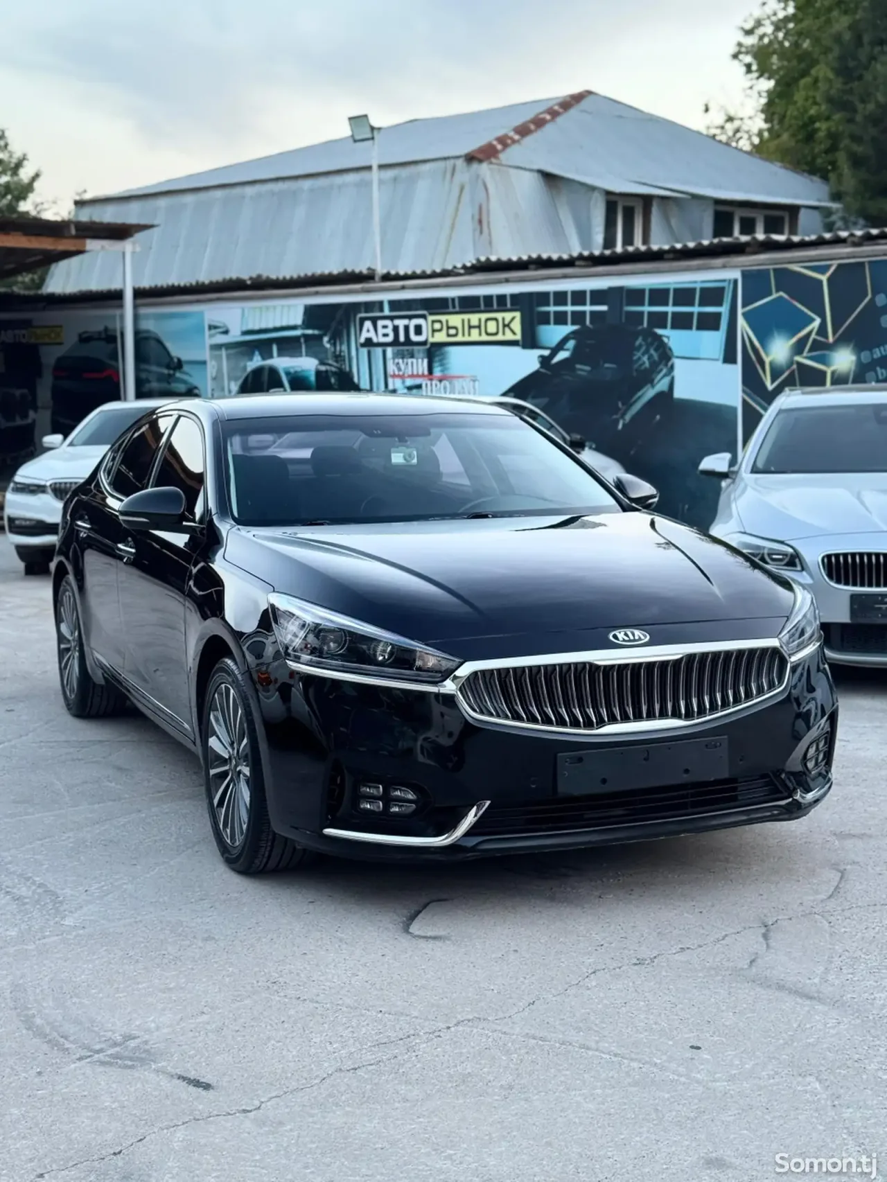 Kia K7 2016 · 2.4 AT