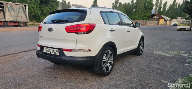 Kia Sportage 2015 · 2.0 AT