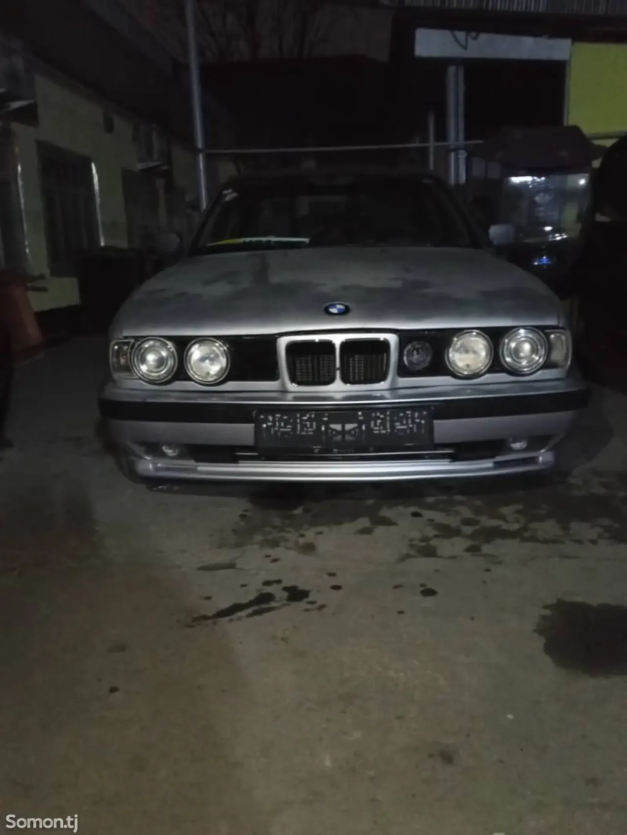 BMW 5 series 1995 · 1.8 MT