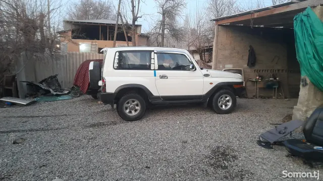 Ssang Yong Korando 2000 · 2.9 MT